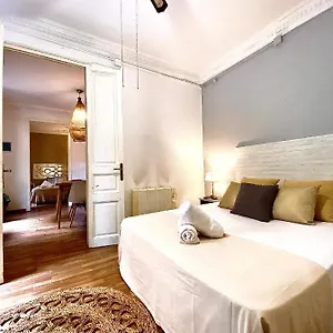 Alani Montjuic Auberge de jeunesse
